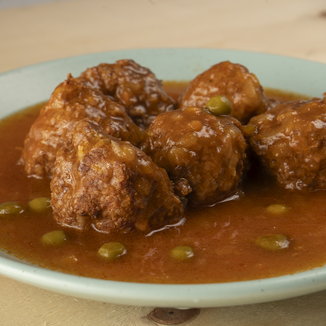 Albóndigas de carne en salsa